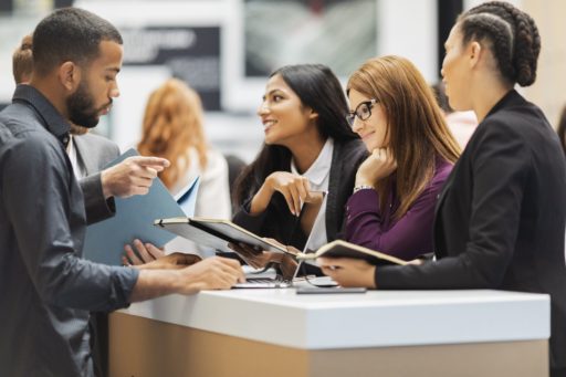 Você sabe a diferença entre stand e quiosque? Confira!